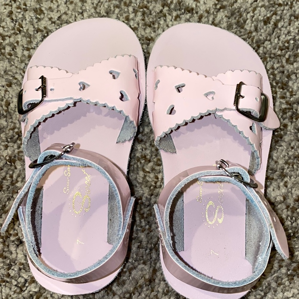 Sun-San Salt Water sandals: Sweetheart. Toddler 7.